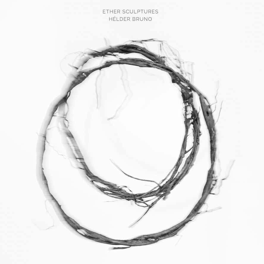 Hélder Bruno edita “Ether Sculptures” em Coimbra